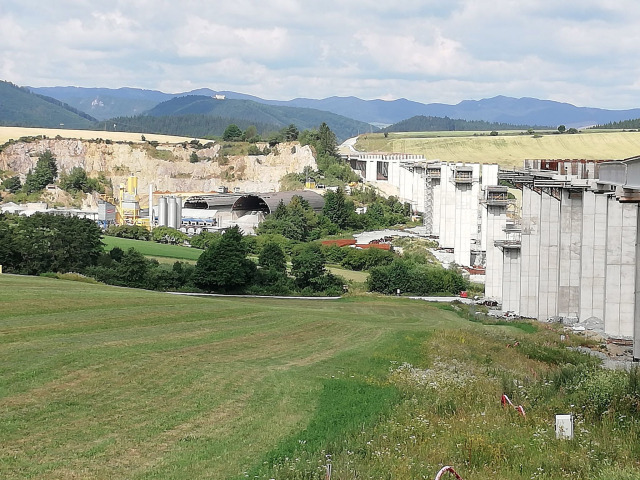 tunel Višňové b