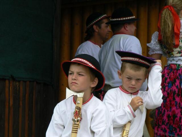 folklór, kroje, tradície