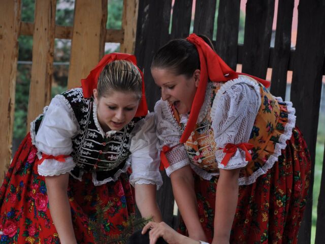 folklór, kroje