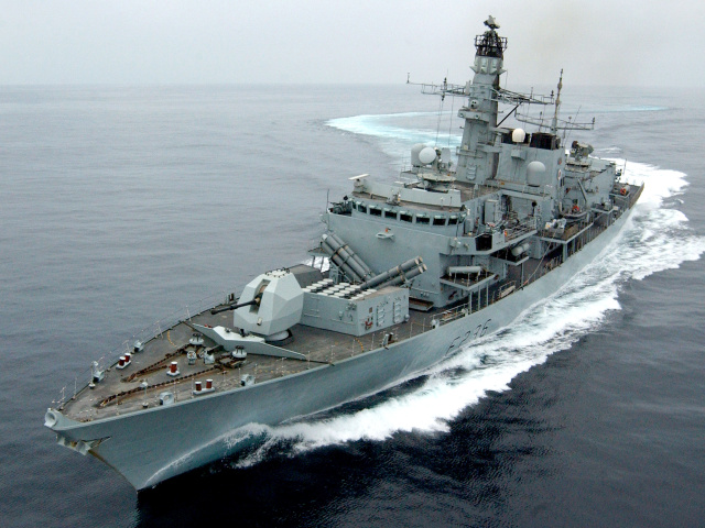 Loď britského námorníctva HMS Montrose (na archívnej snímke) zabránila zadržaniu tankera.