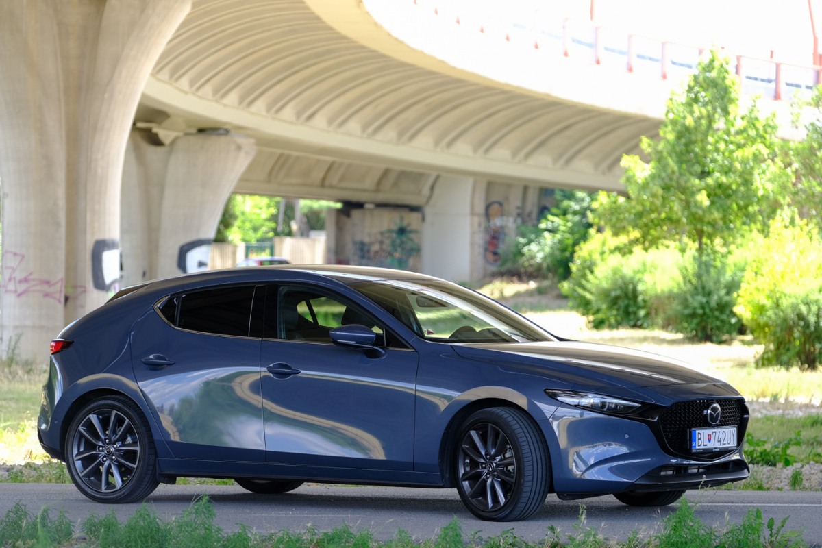 Mazda 3
