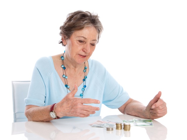 invalid, dôchodca, dôchodci, dôchodkyňa, poistenie, dôchodok, senior,