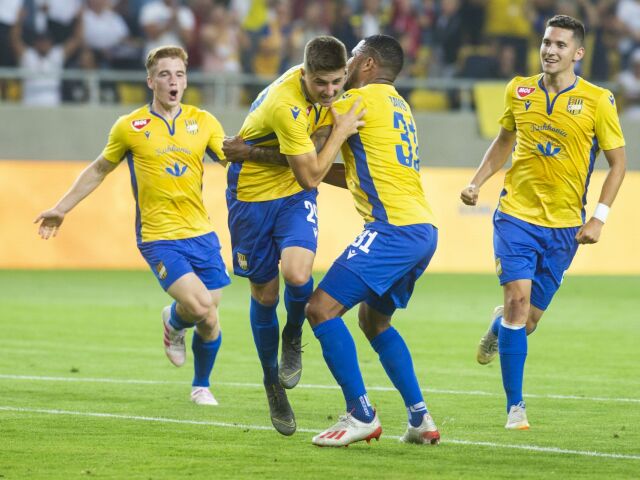 SR futbal EL 1. predkolo Dunajská Streda Krakov TTX