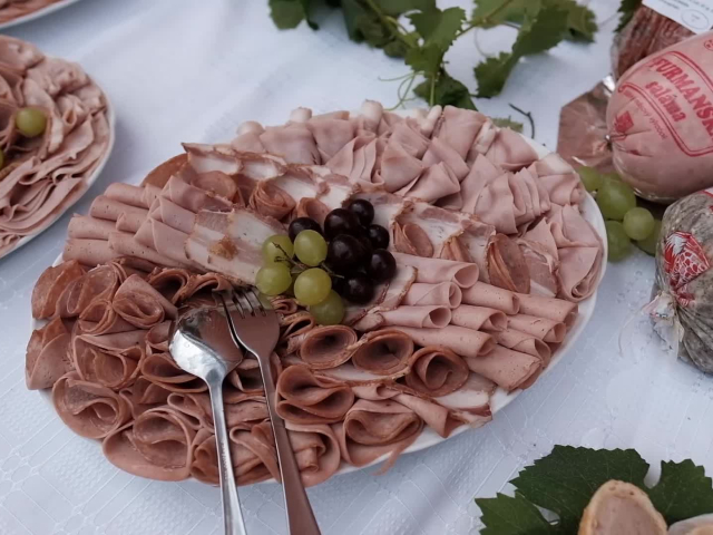údené tlačenka
