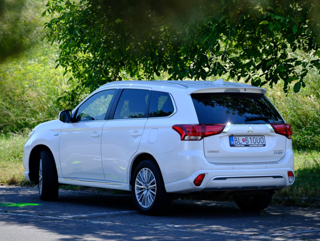 Mitsubishi Outlander PHEV