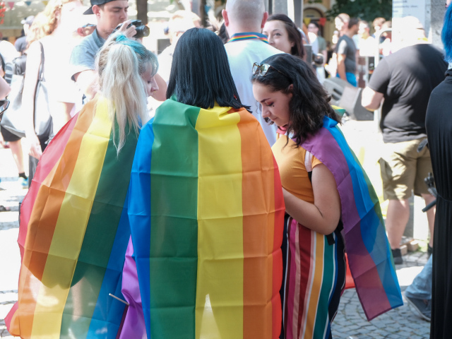 duhový pride 2019, bratislava, LGBTI, vlajka dúhová
