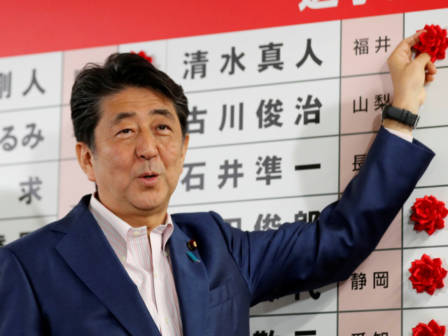 šinzo abe, japonsko