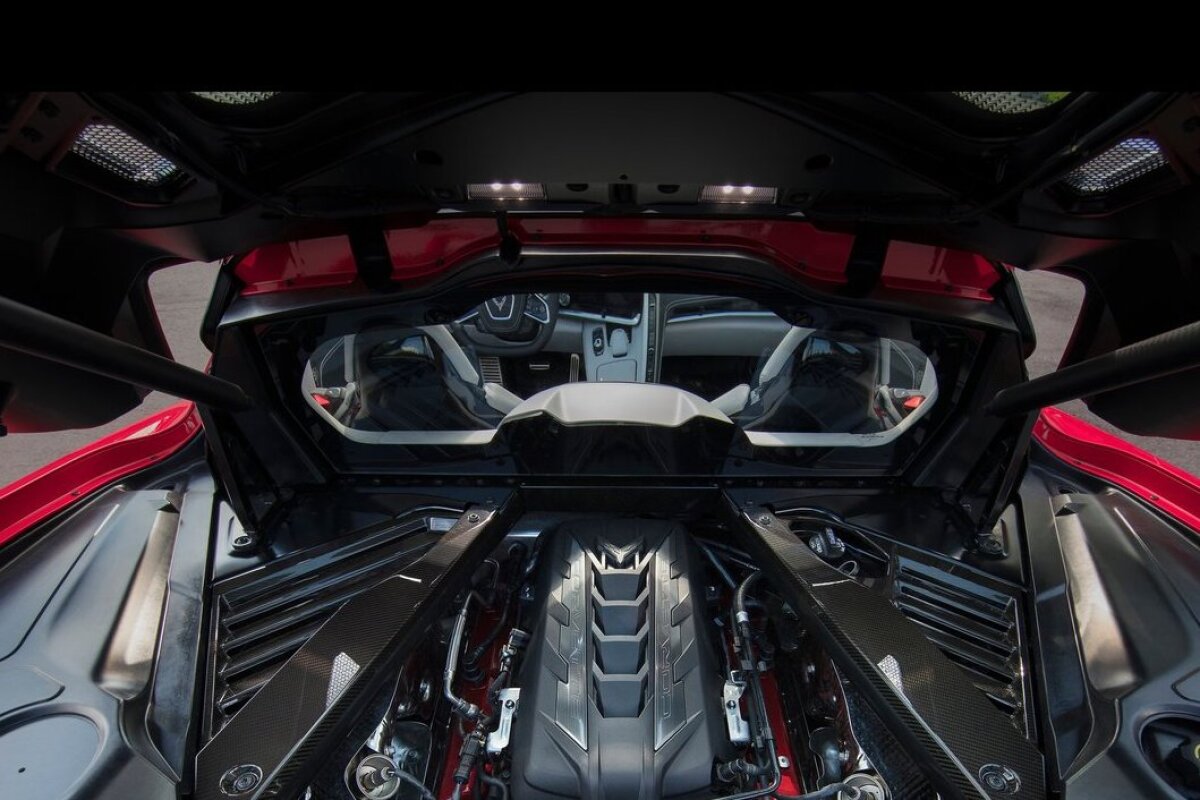 Chevrolet Corvette C8 Stingray - 2020