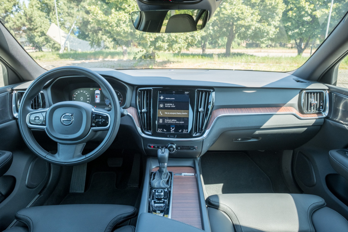 Volvo V60 Cross Country