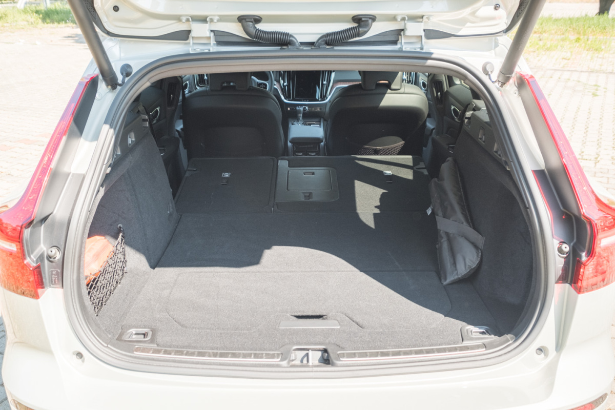 Volvo V60 Cross Country