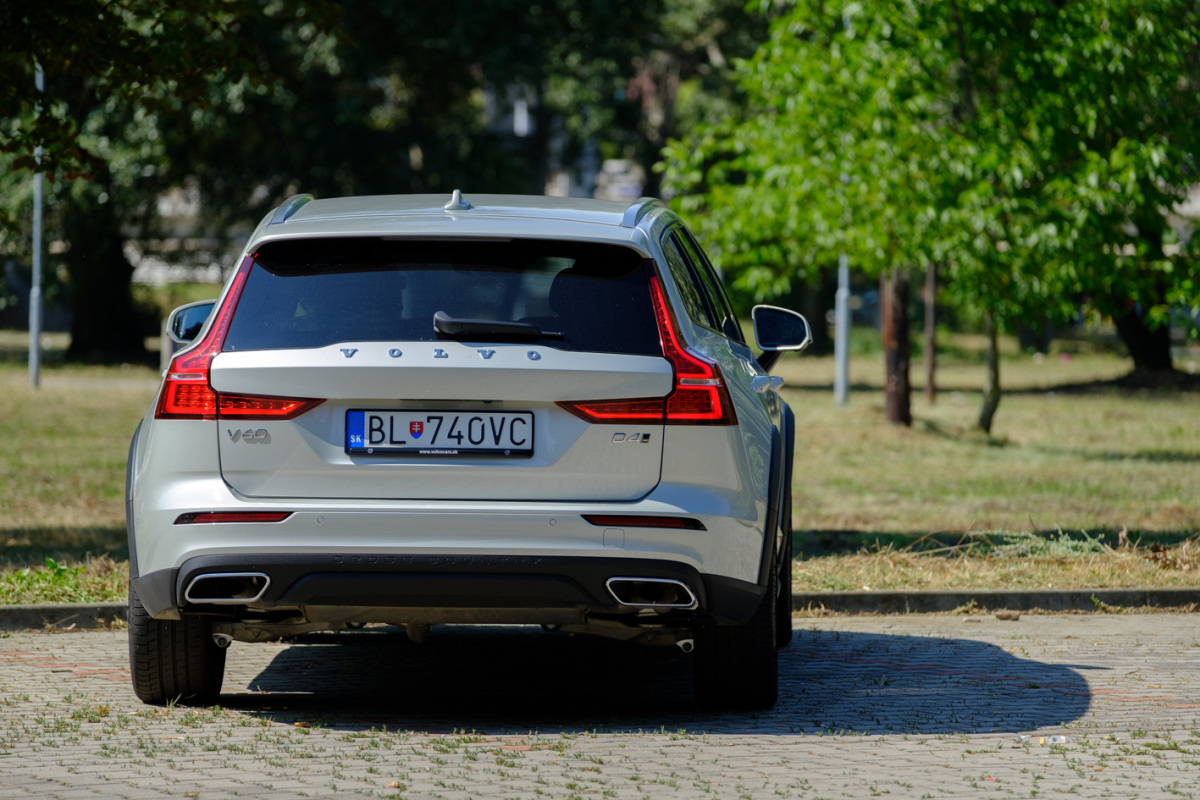Volvo V60 Cross Country