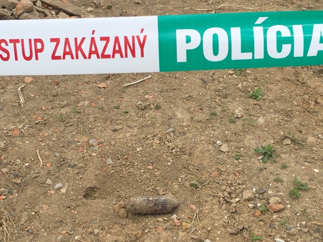 SR / Dojč / polícia / nevybuchnutá munícia /