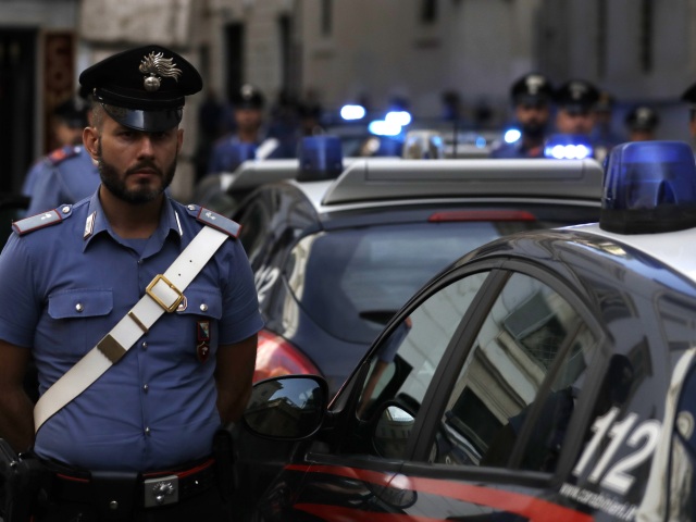 Taliansko / polícia /