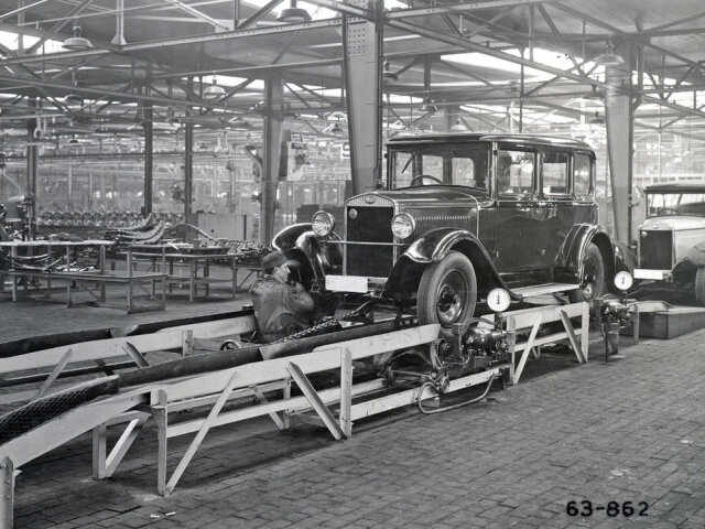Škoda - pásová výroba