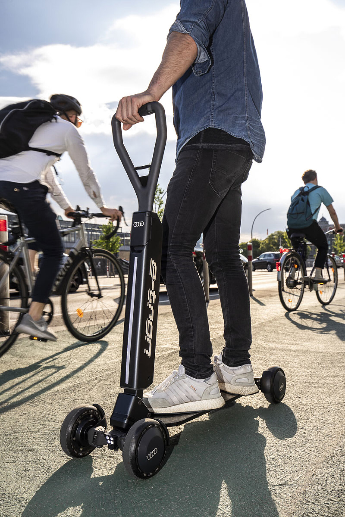 Audi e-tron Scooter Concept - 2019
