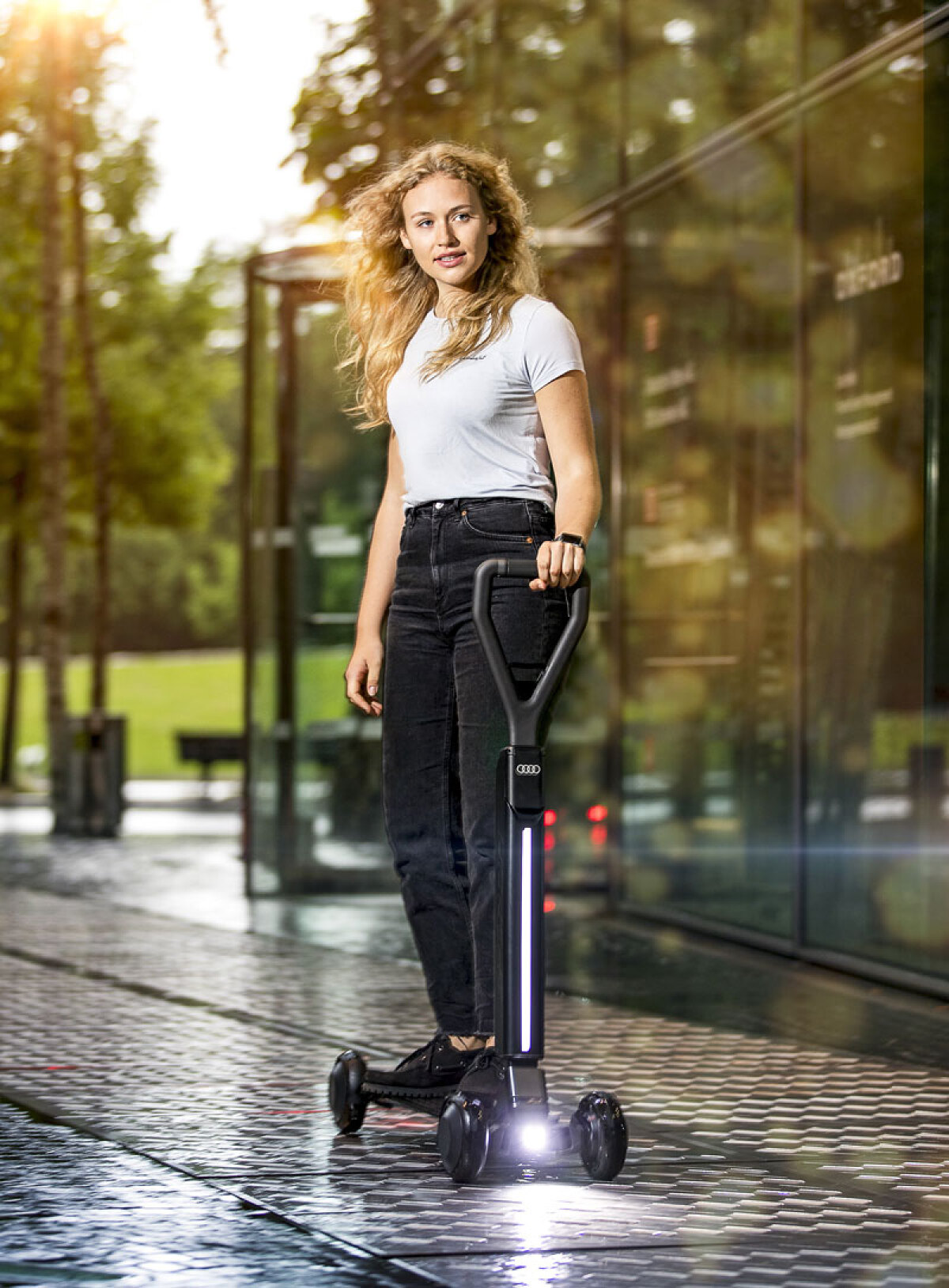 Audi e-tron Scooter Concept - 2019