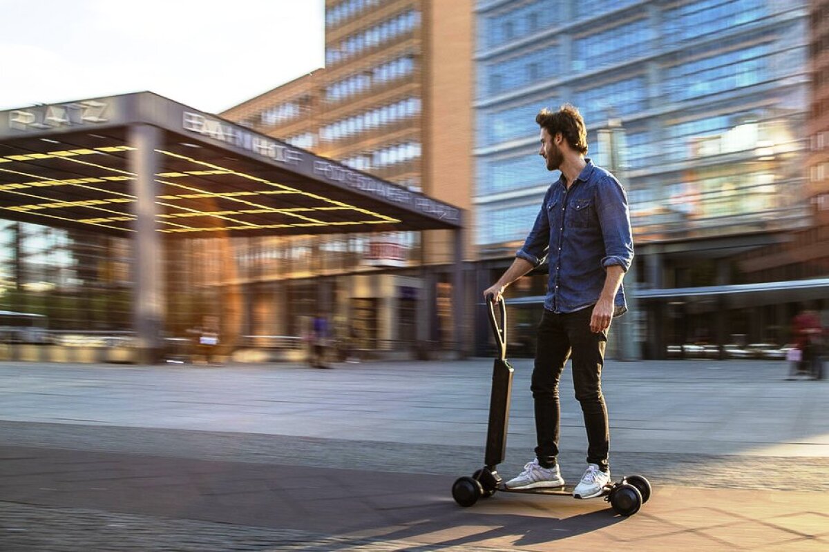 Audi e-tron Scooter Concept - 2019