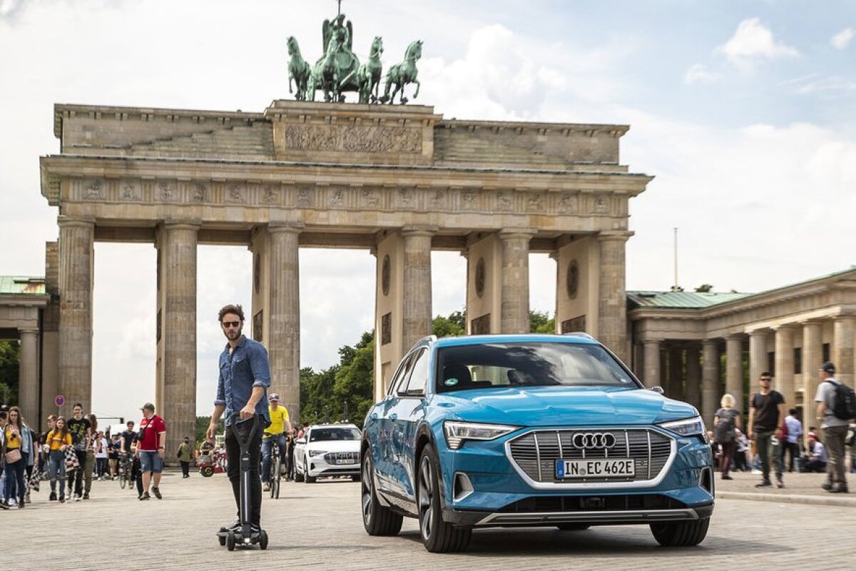 Audi e-tron Scooter Concept - 2019