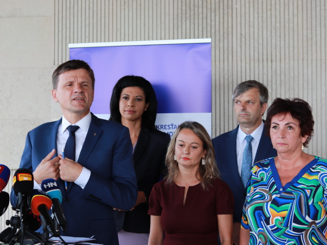 KDH, Elena Červeňáková a Soňa Gaborčáková, Alojz Hlina, Caroline Líšková, Igor Janckulík