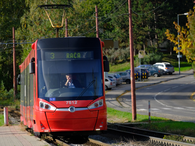 Električka / Rača /