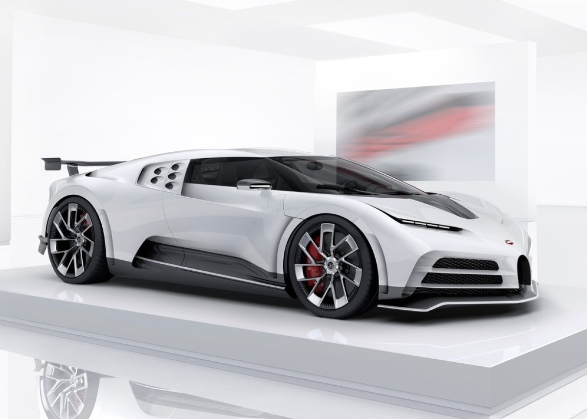 Bugatti-Centodieci-2020-1024-06