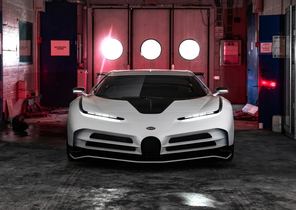 Bugatti-Centodieci-2020-1024-15