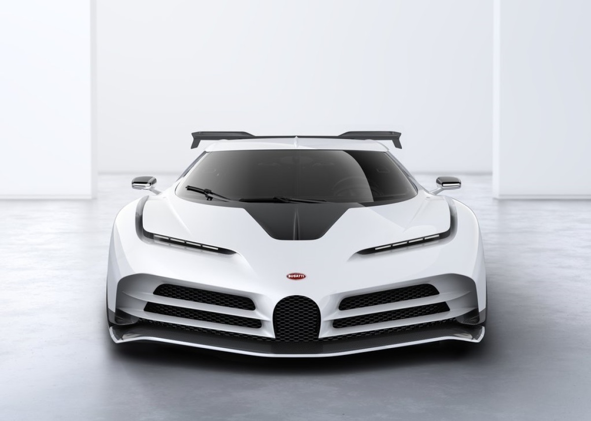 Bugatti-Centodieci-2020-1024-16