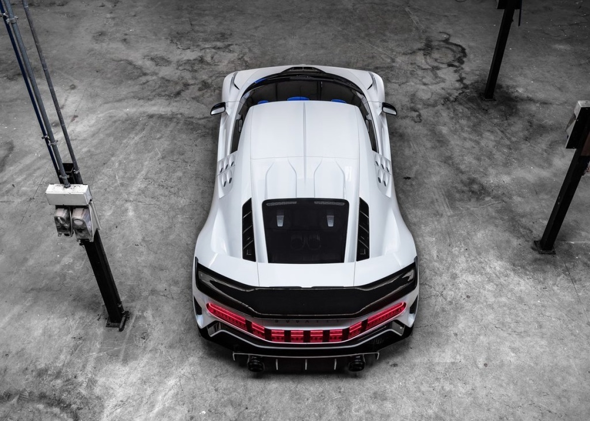 Bugatti-Centodieci-2020-1024-18