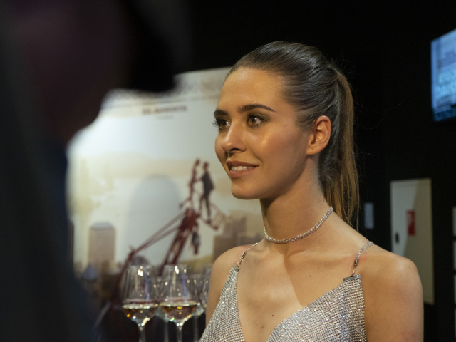 Ruska Angela Nikolau. 