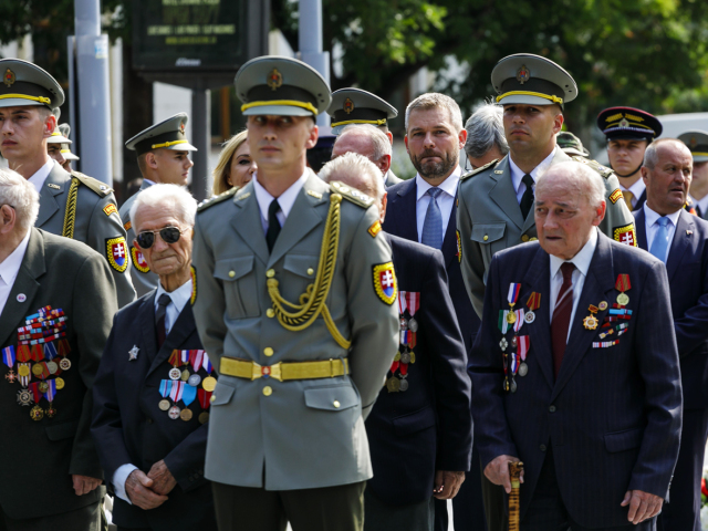 SR Bratislava SNP75 Akt Pietny Výročie BAX