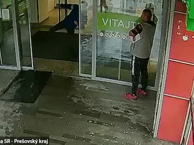 rozkopol dvere