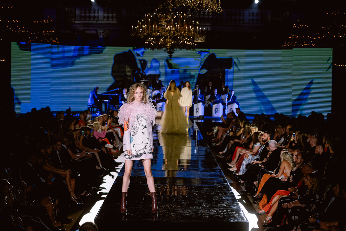 Záber z finálového večera súťaže Elite Model Look 2019. 
