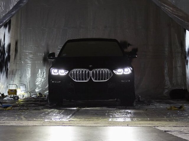 BMW X6 Vantablack - 2019
