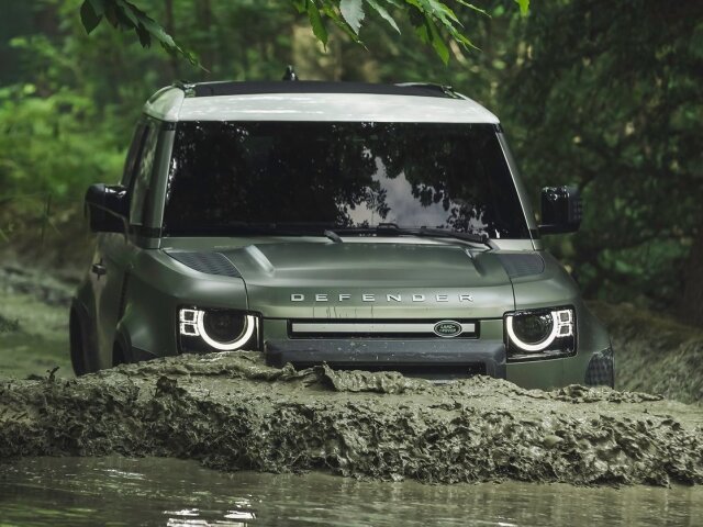 Land Rover Defender 110 - 2019