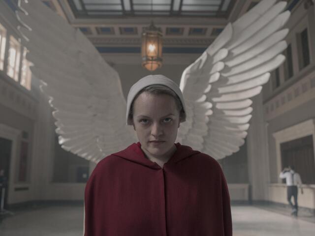príbeh služobníčky, the handmaids tale, elizabeth moss,