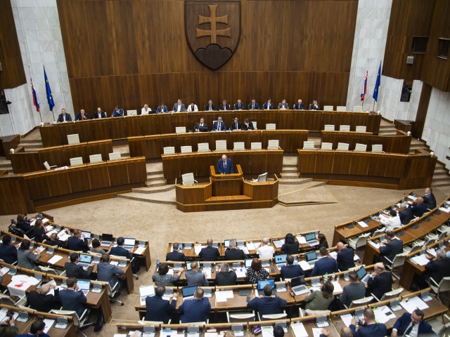 SR Bratislava NR parlament 49. schôdza BAX