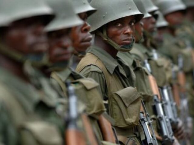 Rwanda / vojak / vojaci /