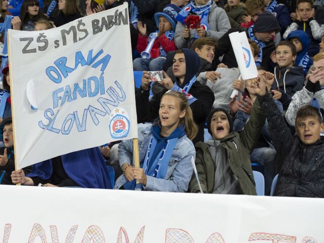 Slovan, Besiktas