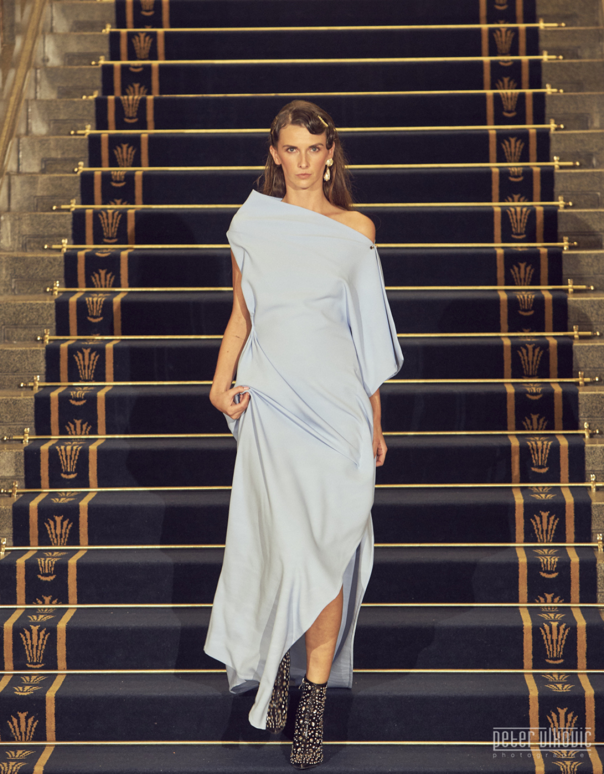 Modelka v jednej z kreácii kolekcie Borisa Hanečku v rámci akcie Fashion Summer Event v Turčianskych Tepliciach. 