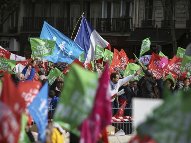 Francúzsko Paríž oplodnenie umelé zákon protest