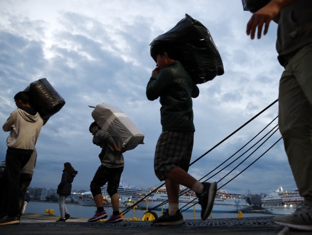 Grécko Lesbos migranti prevoz tábor Moria