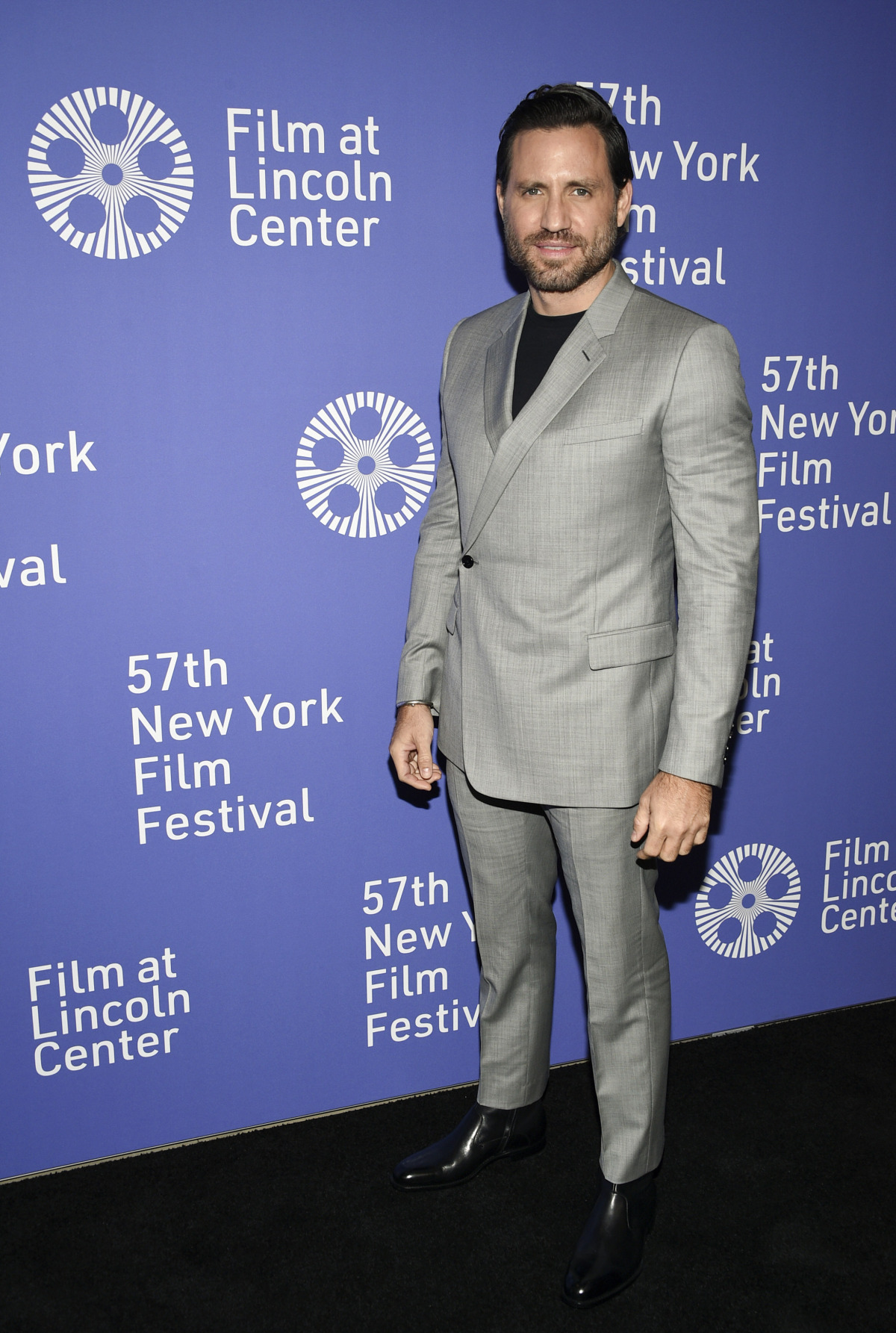 Herec Edgar Ramirez na premiére filmu Wasp Network.