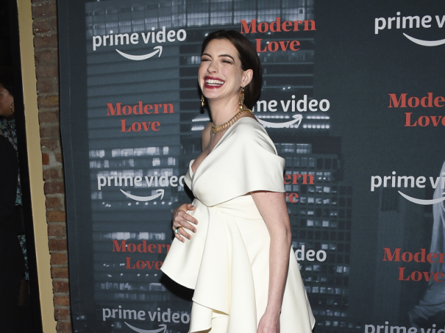 Anne Hathaway