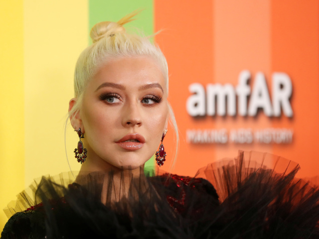 Speváčka Christina Aguilera na 10. ročníku galavečera amfAR Gala.
