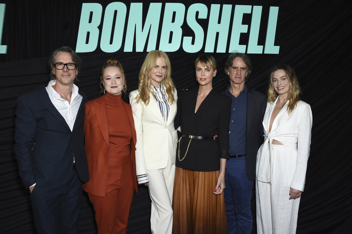 Charles Randolph, Liv Hewson, herečky Nicole Kidman a Charlize Theron, režisér Jay Roach a herečka Margot Robbie