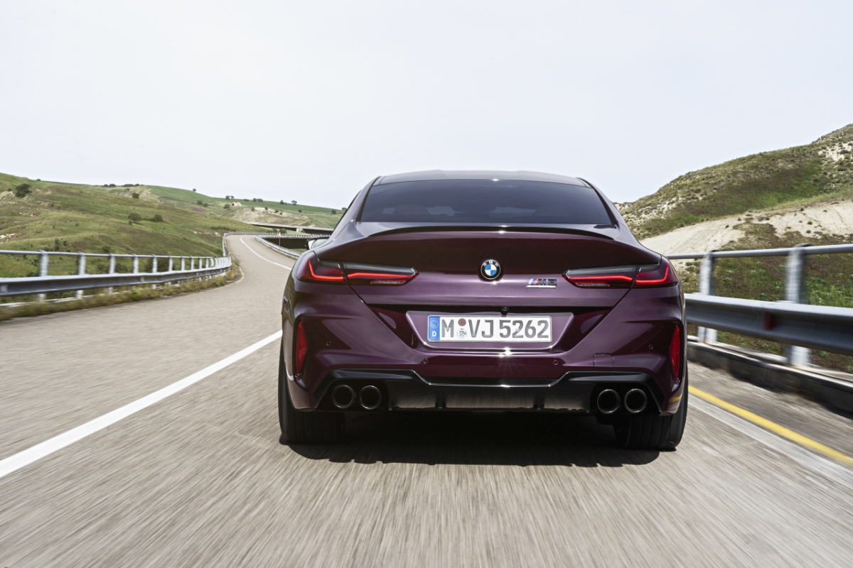 P90369592 high Res the-new-bmw-m8-gran-