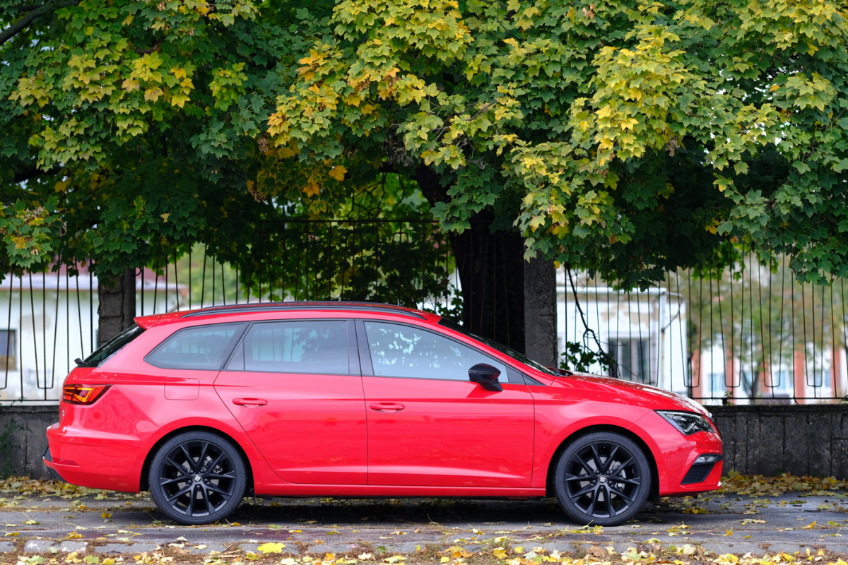 Seat Leon Black Limited