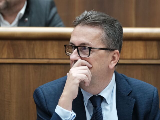 parlament,  Glvac, Glváè,