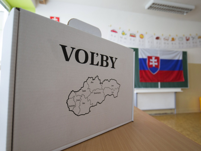 04-volby-majer