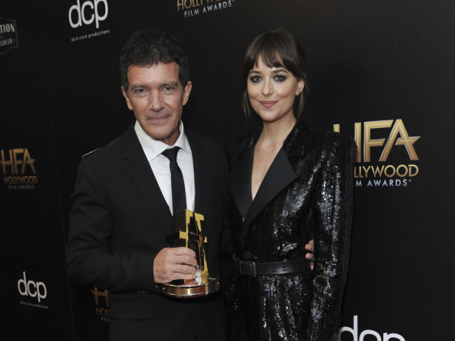 Antonio Banderas a Dakota Johnson